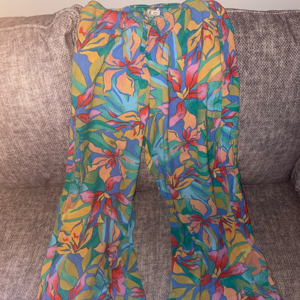 Billabong Multicolor Floral Crop Pants
